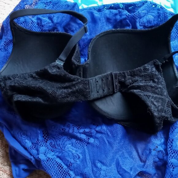 Victoria's Secret Body by Victoria Sexy Black Bra w/Lace Detail Size 36D - Picture 10 of 11